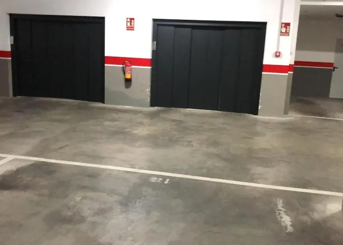 Expoholidays - Plaza Vieja con parking incluído