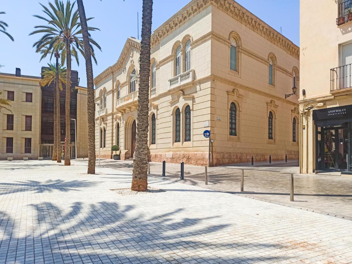Expoholidays - Plaza Vieja Con Parking Incluído * Almería