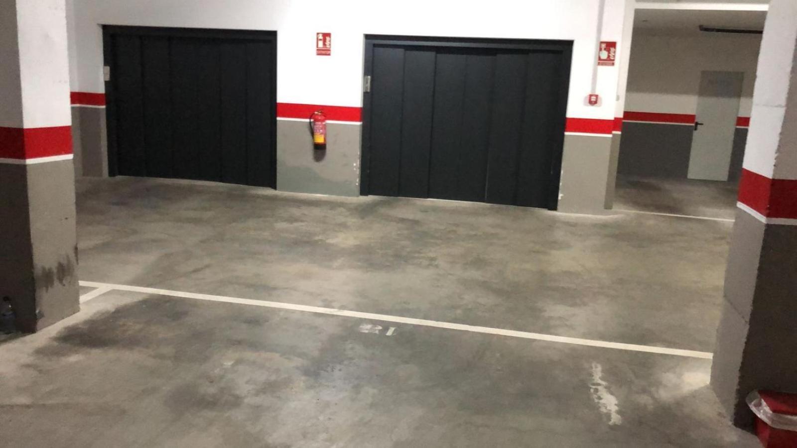 Expoholidays - Plaza Vieja Con Parking Incluído Almería
